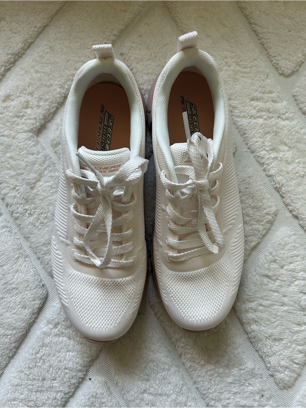Skechers BOBS Sport Squad Chaos in off white